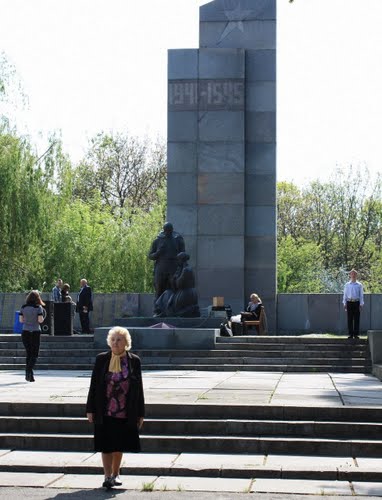 Черкасская область, Баштечки (с.), монумент односельчанам